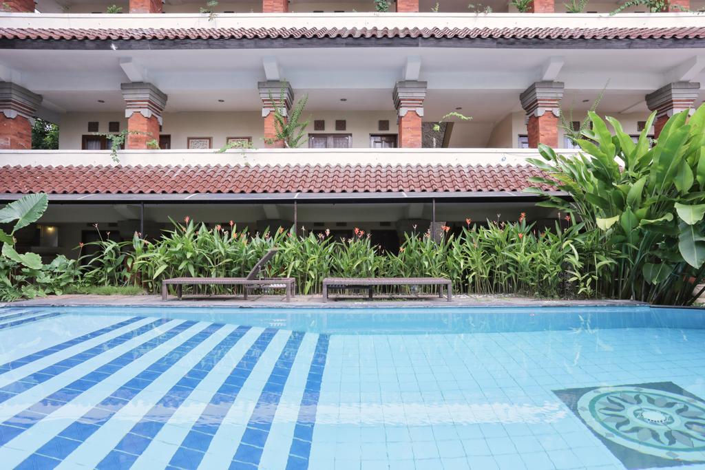 فندق Reddoorz @ Legian Street كوتا المظهر الخارجي الصورة